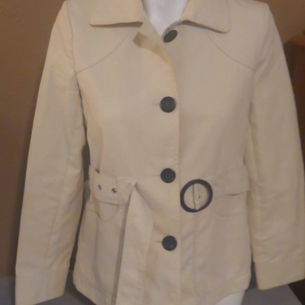 Banana Republic cream jacket